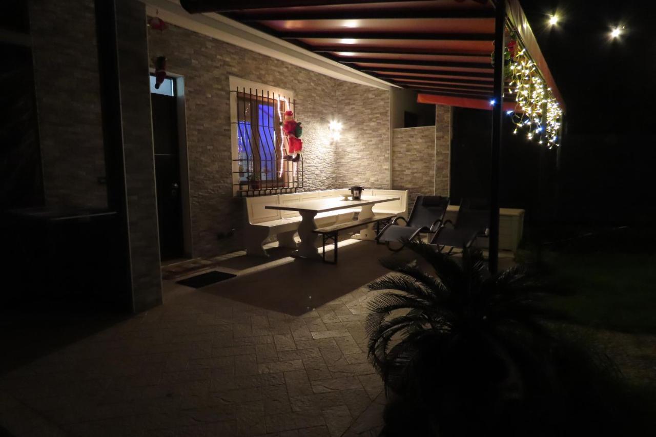 Garda Art&Garden Βίλα Volta Mantovana Εξωτερικό φωτογραφία